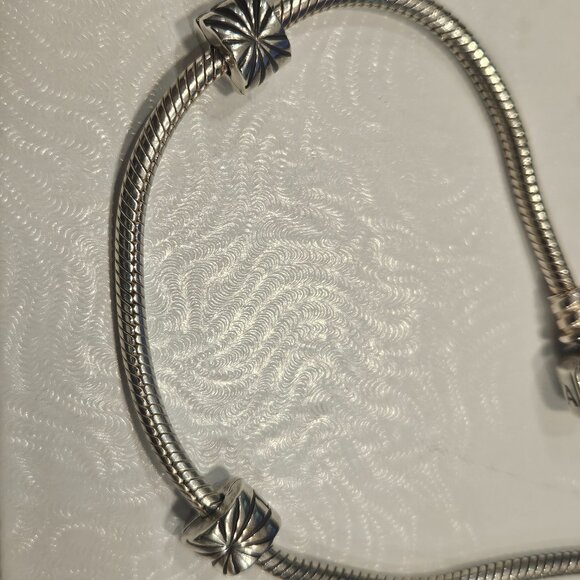 RETIRED Bundle 2 Pandora Sunburst Clip Charms - Picture 2 of 2